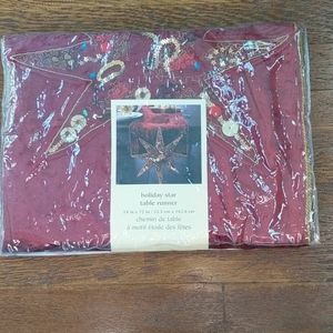 NWT Pier 1 Holiday Star Table Runner, 14" x 72"